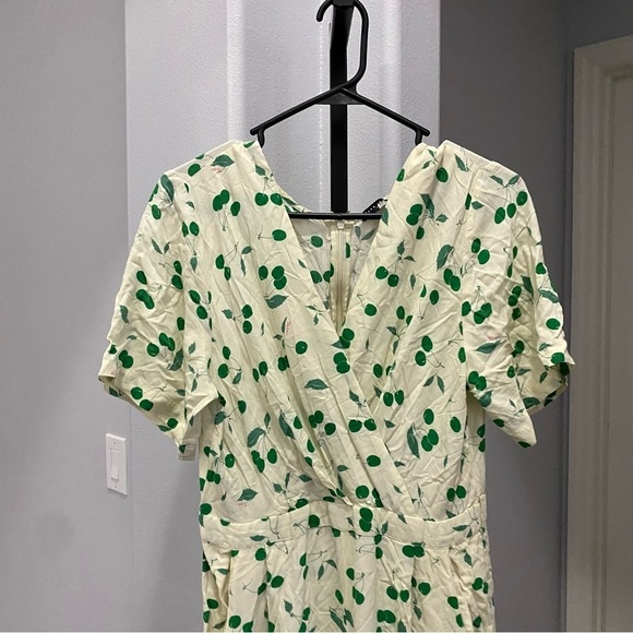 Tara Jarmon Cherry Print Cali Jumpsuit White Size 10 Green Ivory Wide Leg read* - Picture 5 of 13